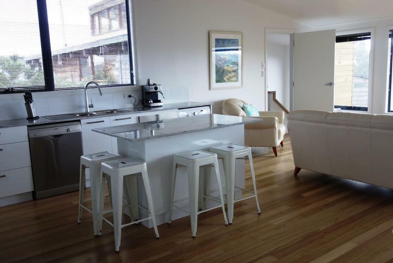 The Loft @ Bay Of Fires Seascape Apartment Binalong Bay Exterior photo